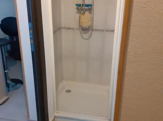 Chaleureux Beauvais-centre, Gare Et Proche Aeroport *